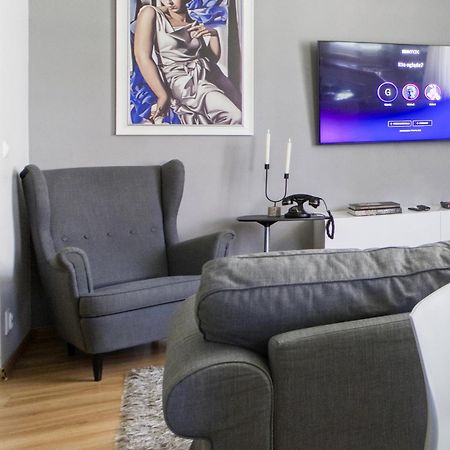 Nr 1 Europa22 Centrum Apartment Old Town Warsaw Stare Miasto Historyczna Kamienica Umiejscowiona W Zabytkowej Czesci Warszawy Obok Parku Multimedialnego I Barbakanu Parking 24H Sniadanie Opcjonaln Breakfast Optional Check In From 14 Pm Parter Ground Exterior foto