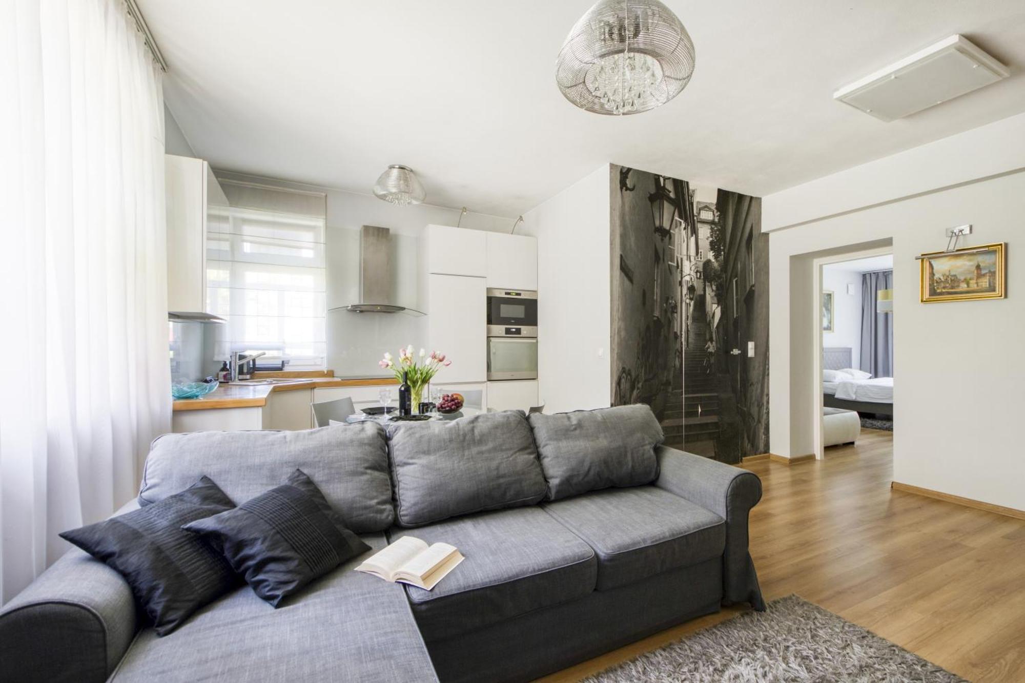 Nr 1 Europa22 Centrum Apartment Old Town Warsaw Stare Miasto Historyczna Kamienica Umiejscowiona W Zabytkowej Czesci Warszawy Obok Parku Multimedialnego I Barbakanu Parking 24H Sniadanie Opcjonaln Breakfast Optional Check In From 14 Pm Parter Ground Exterior foto